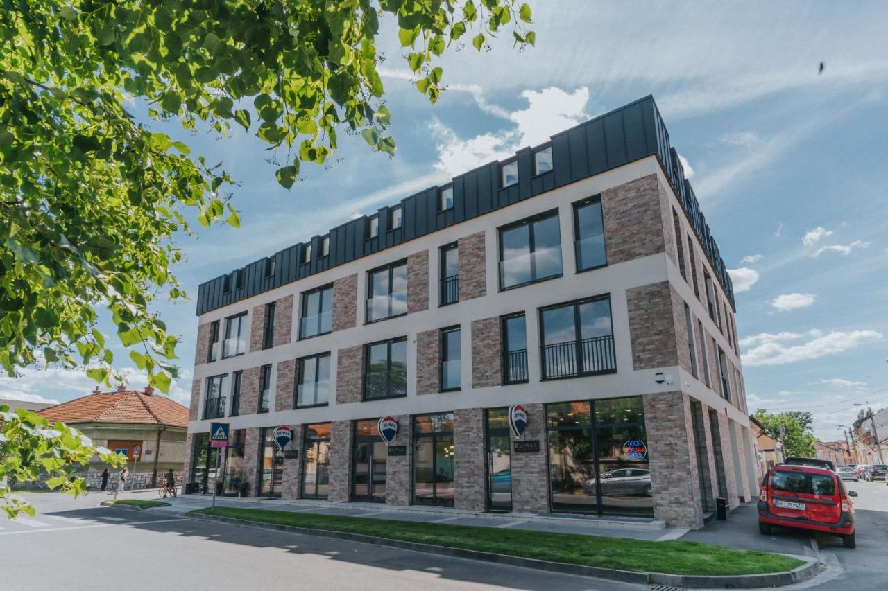 Skylight Loft Near City Center 오라데아 외부 사진