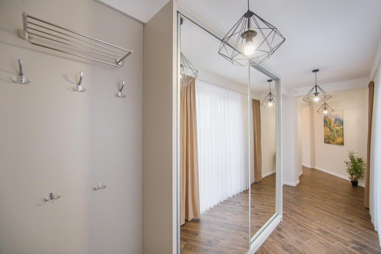 Skylight Loft Near City Center 오라데아 외부 사진
