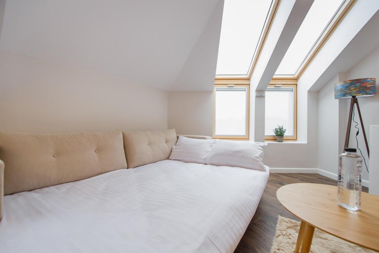 Skylight Loft Near City Center 오라데아 외부 사진